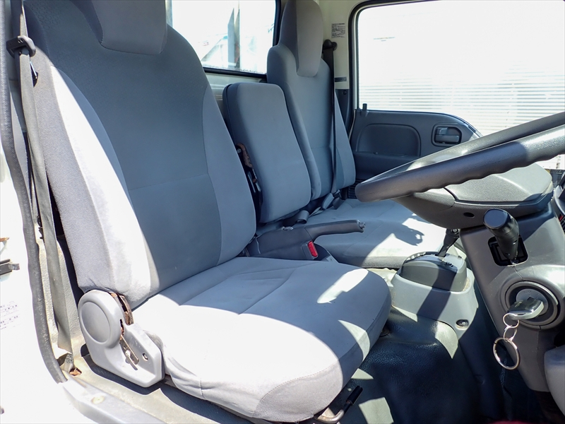 【351375】いすゞ エルフ アルミ平ボディ（上物乗替物）|中古トラックの販売・買取・査定のアイナビ