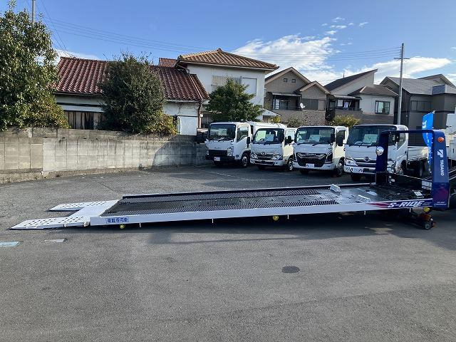 日野 特殊車両 デュトロ|中古トラックの販売・買取・査定のアイナビ