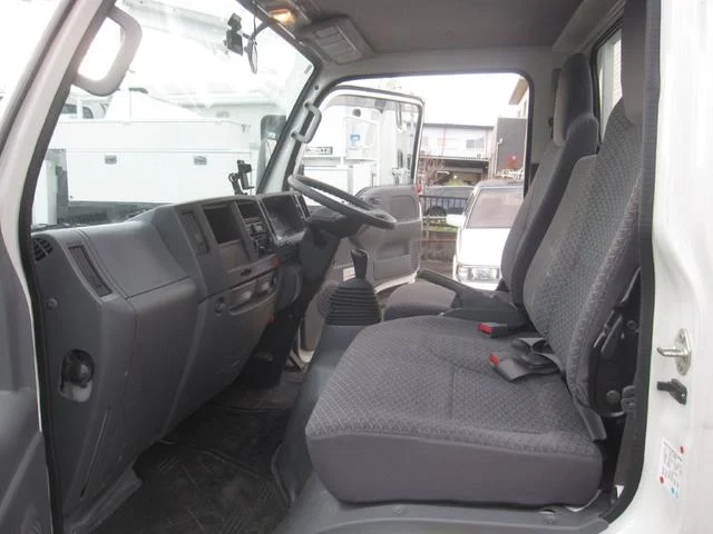 マツダ 平ボディ|中古トラックの販売・買取・査定のアイナビ