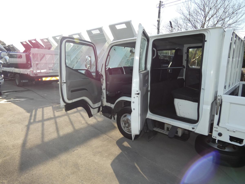 H302トン Wキャブ マニュアル260306|中古トラックの販売・買取・査定のアイナビ