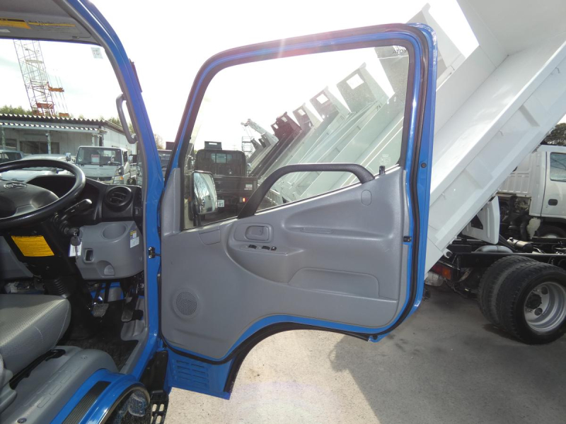 R21トン Wキャブ マニュアル260305|中古トラックの販売・買取・査定のアイナビ