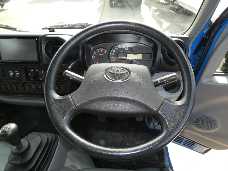 R21トン Wキャブ マニュアル260305|中古トラックの販売・買取・査定のアイナビ