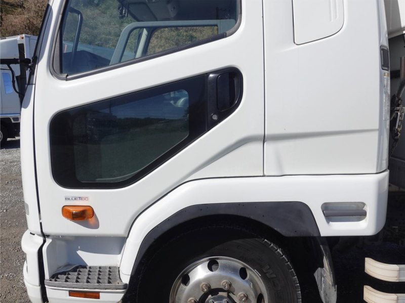 増トンパワーゲートワイド低温冷蔵冷凍|中古トラックの販売・買取・査定のアイナビ