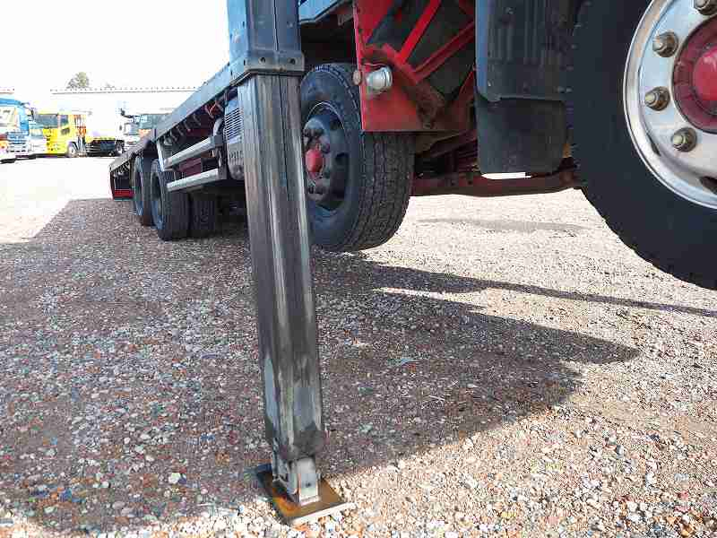 日野プロフィア4軸低床3段セルフクレーンウインチラジコン|中古トラックの販売・買取・査定のアイナビ