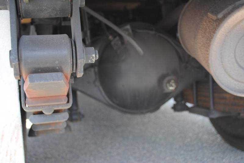 H17 タイタン 平ボディ 積載3t|中古トラックの販売・買取・査定のアイナビ