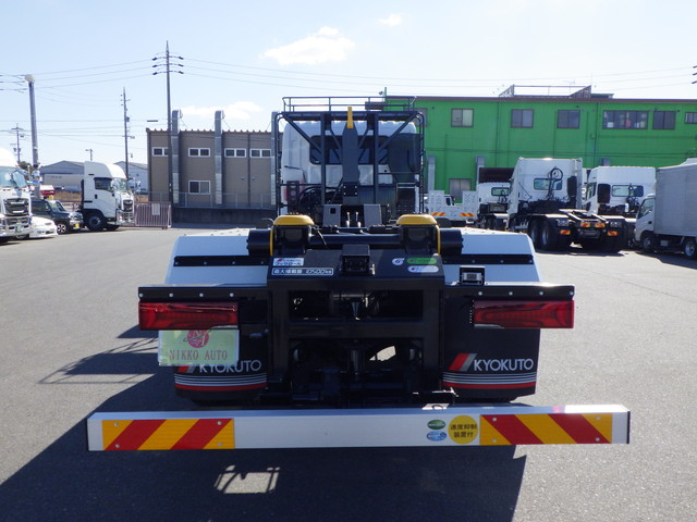 三菱2PG-FV80VYフックロール10t超格納式リアバンパー|中古トラックの販売・買取・査定のアイナビ