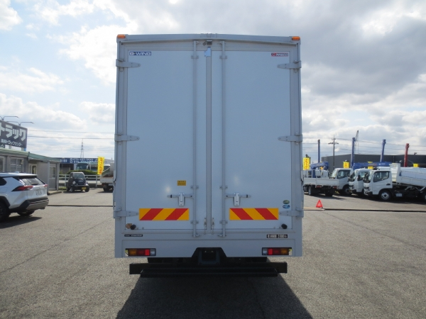 三菱キャンター超ロングウイング|中古トラックの販売・買取・査定のアイナビ