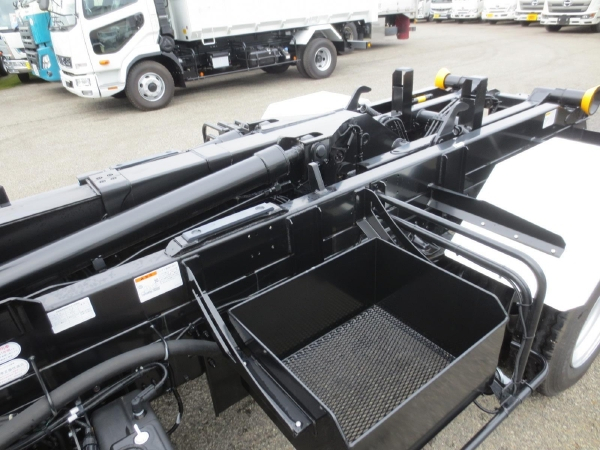 三菱ファイターアームロール|中古トラックの販売・買取・査定のアイナビ