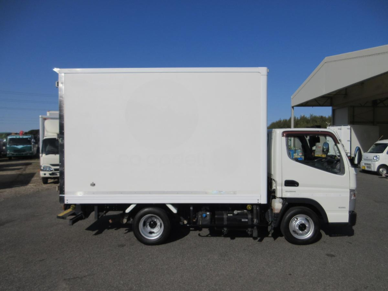 AT 保冷バン 積載1350Kg 東プレ製 !!|中古トラックの販売・買取・査定のアイナビ