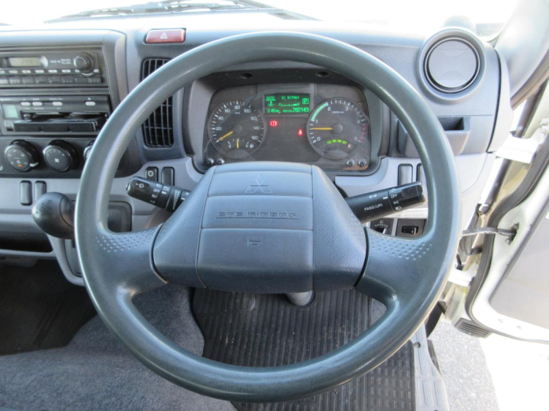 AT 保冷バン 積載1350Kg 東プレ製 !!|中古トラックの販売・買取・査定のアイナビ