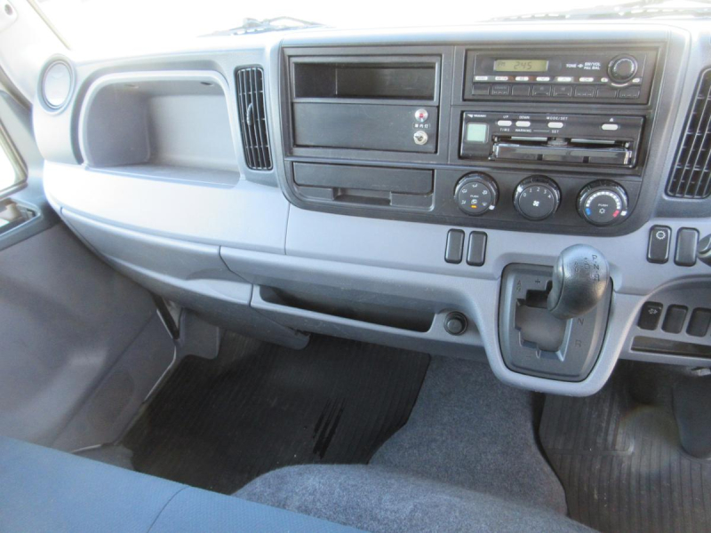 AT 保冷バン 積載1350Kg 東プレ製 !!|中古トラックの販売・買取・査定のアイナビ