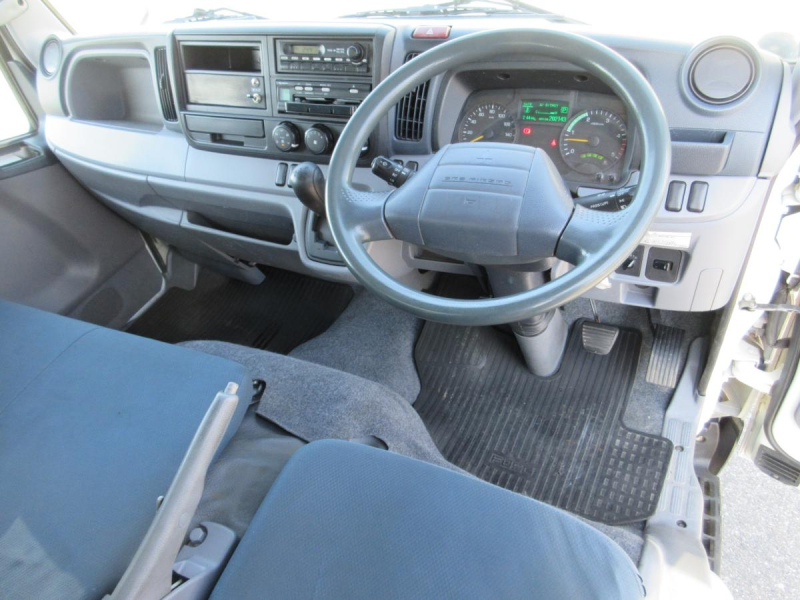 AT 保冷バン 積載1350Kg 東プレ製 !!|中古トラックの販売・買取・査定のアイナビ