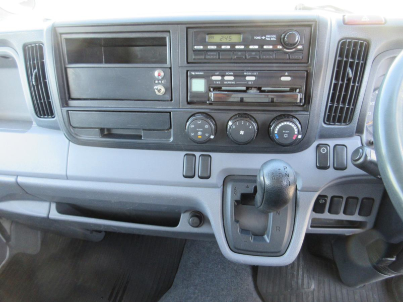 AT 保冷バン 積載1350Kg 東プレ製 !!|中古トラックの販売・買取・査定のアイナビ