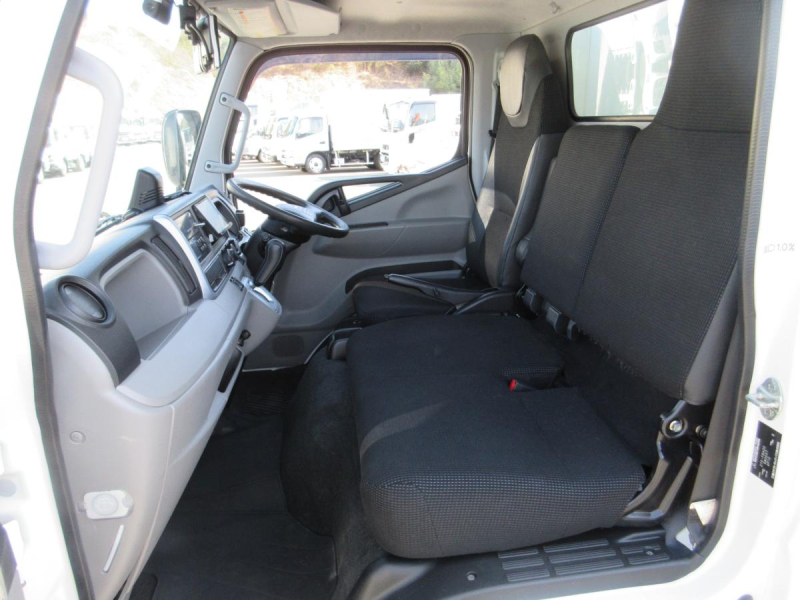 冷蔵冷凍車 すいちょくゲート 横扉スライド式 低温仕様 !!|中古トラックの販売・買取・査定のアイナビ