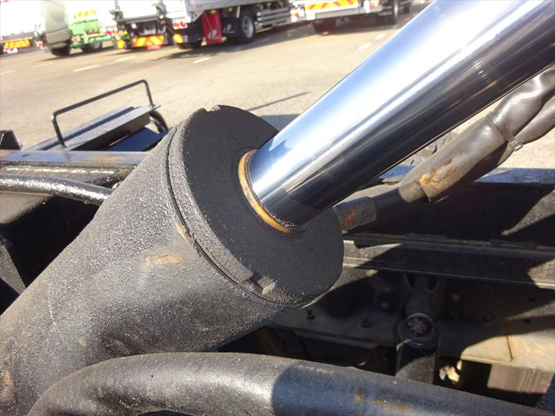 巻込 4.4㎥ 4WD|中古トラックの販売・買取・査定のアイナビ