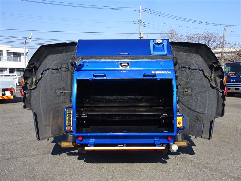 巻込 4.4㎥ 4WD|中古トラックの販売・買取・査定のアイナビ