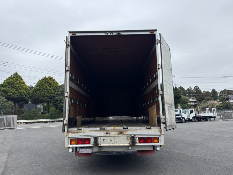 おばけバン ワイド ベッド付 エアサス|中古トラックの販売・買取・査定のアイナビ