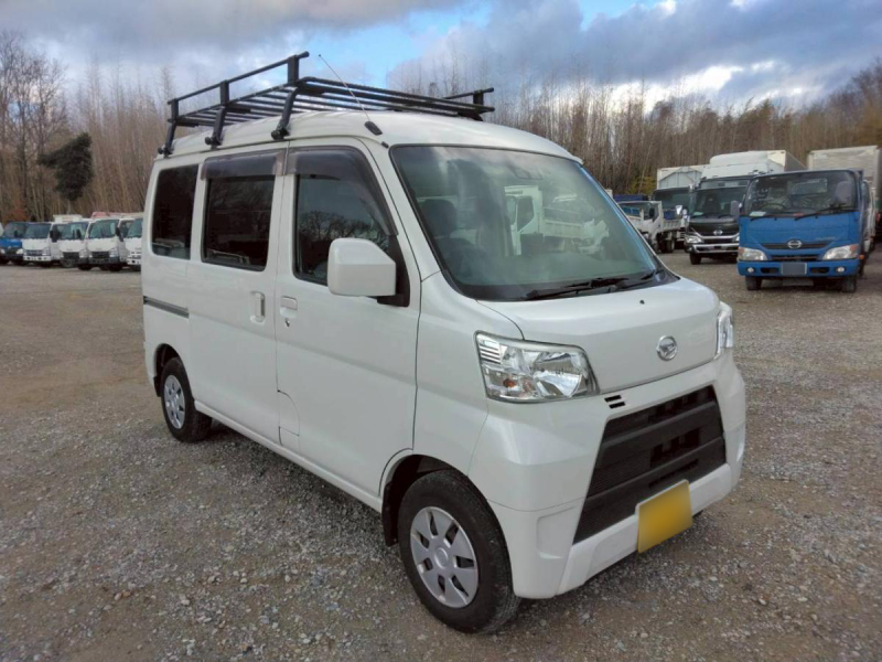R1年 ハイゼットカーゴ クルーズSAⅢ|中古トラックの販売・買取・査定のアイナビ
