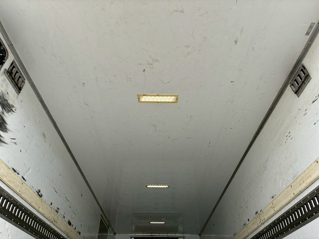 東プレ左サイド扉6速MTマニュアル4t8t中型冷凍バン|中古トラックの販売・買取・査定のアイナビ