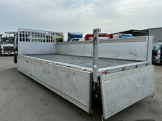 保証対象車両アルミブロックベッドレスラッシング美川ボデー|中古トラックの販売・買取・査定のアイナビ