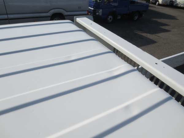 いすゞエルフフルフラットローダンプ|中古トラックの販売・買取・査定のアイナビ