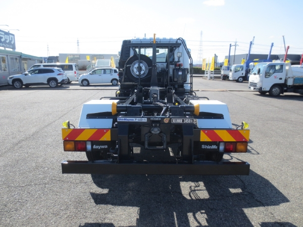 三菱ファイターアームロール|中古トラックの販売・買取・査定のアイナビ