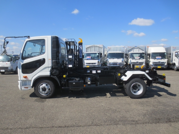 三菱ファイターアームロール|中古トラックの販売・買取・査定のアイナビ