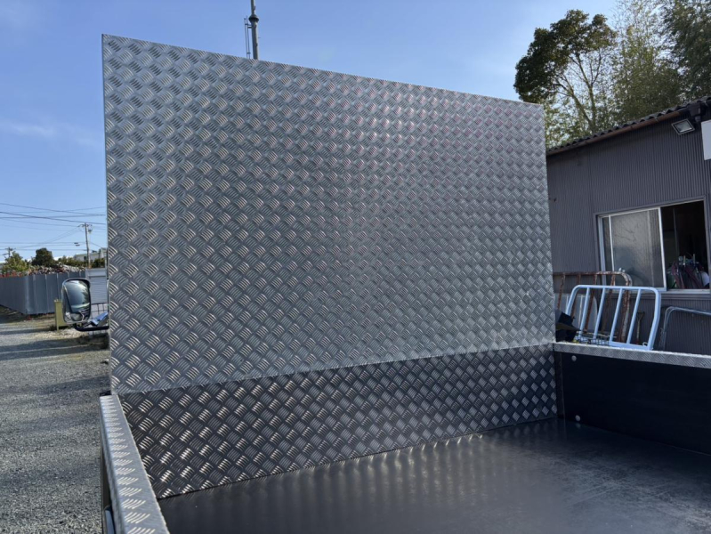 ☆キャンター ワイド超ロング 3.5t メッキパーツ多数☆|中古トラックの販売・買取・査定のアイナビ