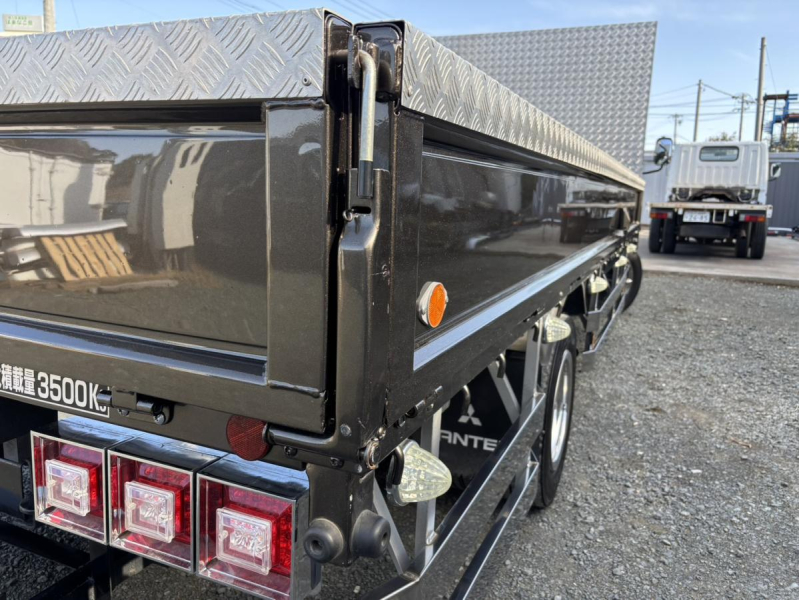 ☆キャンター ワイド超ロング 3.5t メッキパーツ多数☆|中古トラックの販売・買取・査定のアイナビ