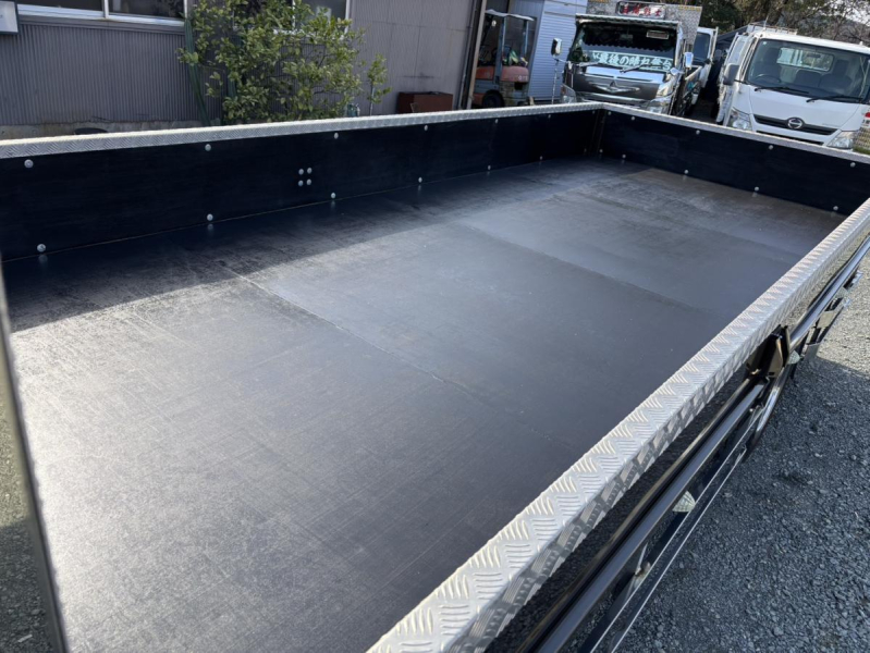 ☆キャンター ワイド超ロング 3.5t メッキパーツ多数☆|中古トラックの販売・買取・査定のアイナビ