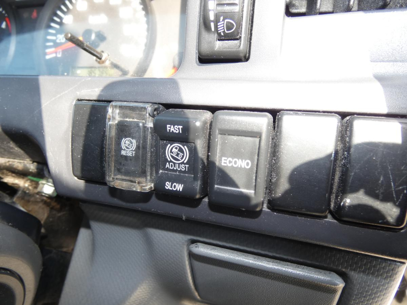 H283トン ダンプ 6速マニュアル260230|中古トラックの販売・買取・査定のアイナビ