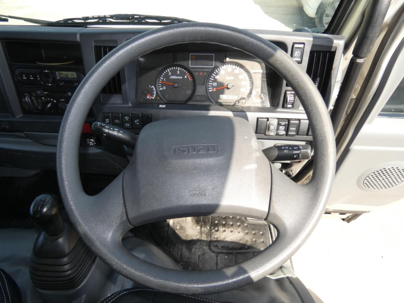 H283トン ダンプ 6速マニュアル260230|中古トラックの販売・買取・査定のアイナビ