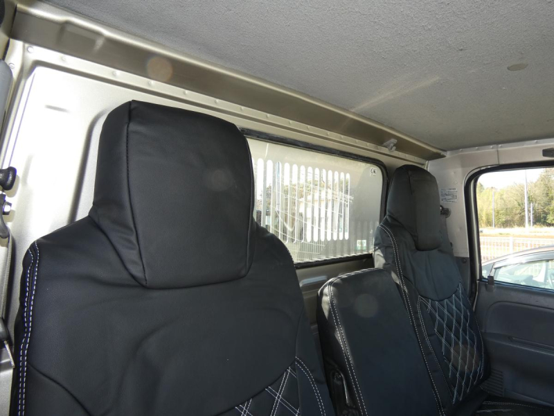 H283トン ダンプ 6速マニュアル260230|中古トラックの販売・買取・査定のアイナビ