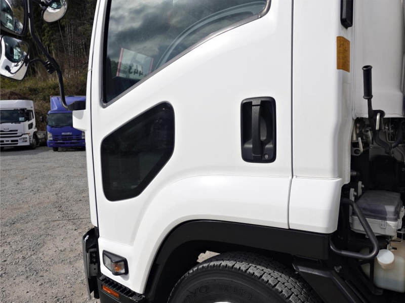 低温冷蔵冷凍パワーゲート|中古トラックの販売・買取・査定のアイナビ