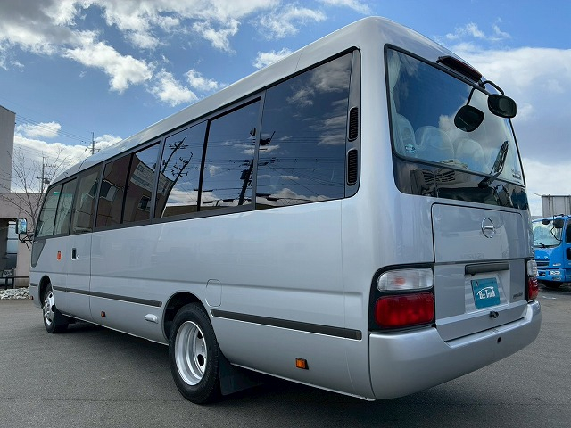 乗車定員29人自動扉オートスイングドア距離浅記録簿完備|中古トラックの販売・買取・査定のアイナビ