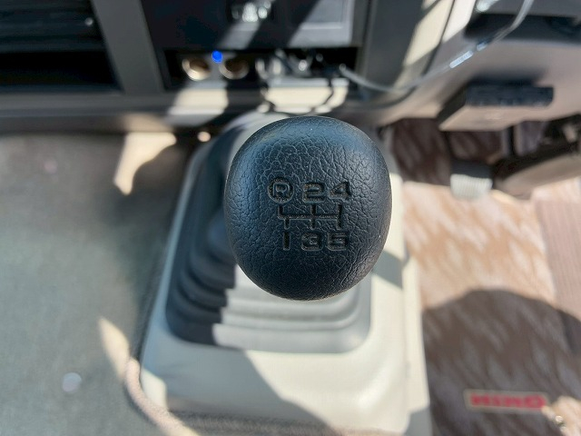 乗車定員29人自動扉オートスイングドア距離浅記録簿完備|中古トラックの販売・買取・査定のアイナビ