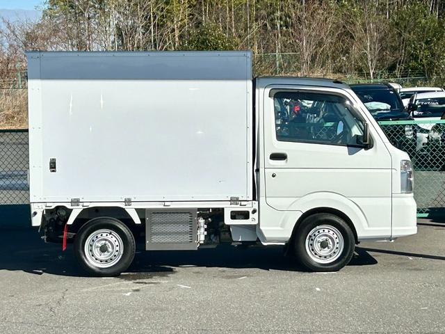 日産|中古トラックの販売・買取・査定のアイナビ