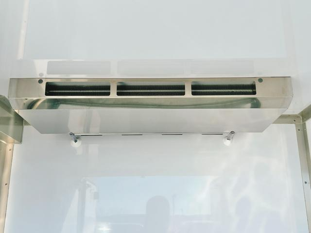 日産|中古トラックの販売・買取・査定のアイナビ