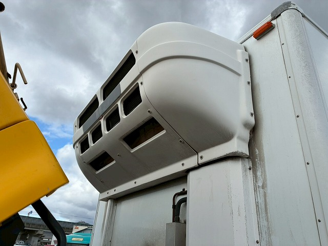 ベッド付き東芝キャリアスタンバイ装置キーストンフロア|中古トラックの販売・買取・査定のアイナビ