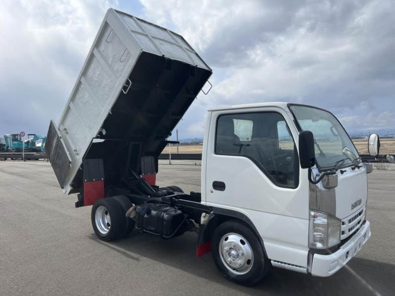 平成20年エルフ深ダンプマニュアル5速総重量5t未満準中型|中古トラックの販売・買取・査定のアイナビ
