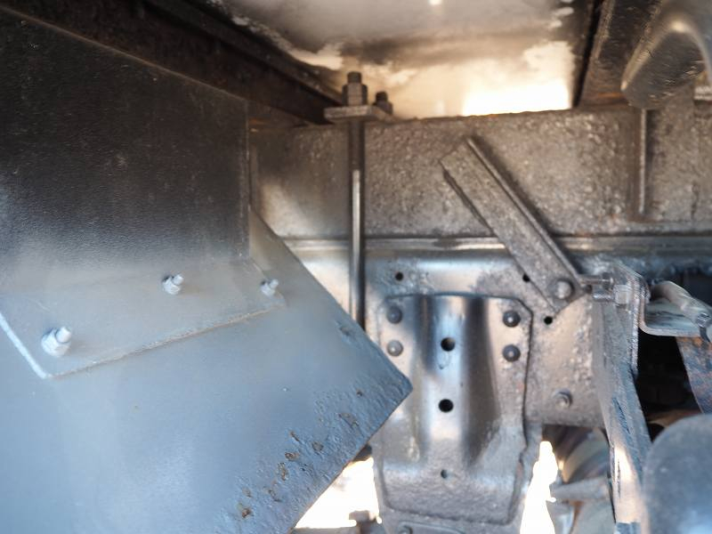 トヨタダイナ4WD10尺アルミバンゲート付き|中古トラックの販売・買取・査定のアイナビ