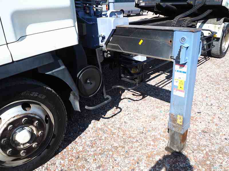 いすゞフォワード増トンクレーン付セーフティーローダー|中古トラックの販売・買取・査定のアイナビ