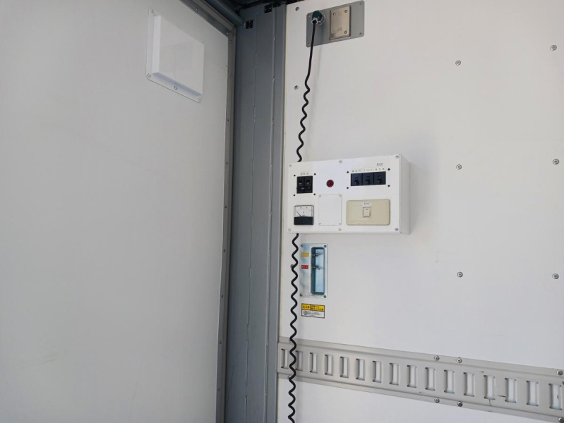 距離少ない2万km、ゲートバン、7人乗り|中古トラックの販売・買取・査定のアイナビ