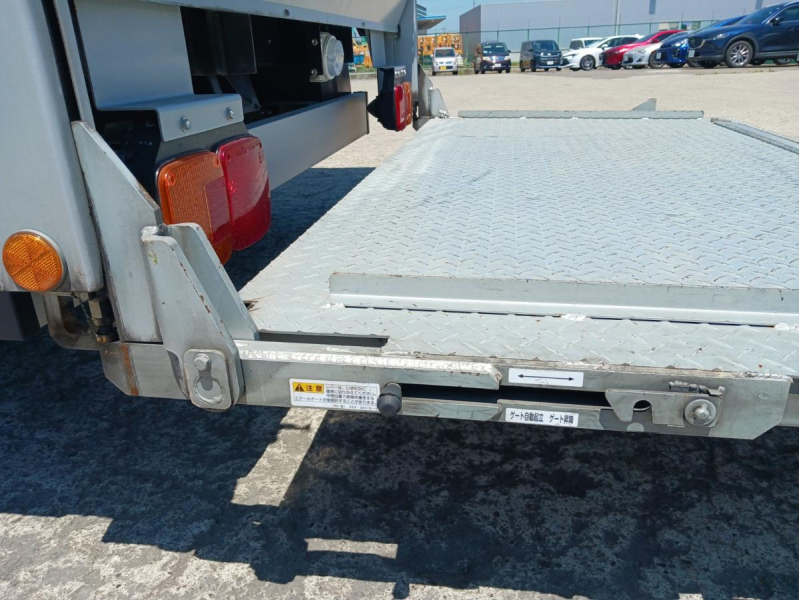 距離少ない2万km、ゲートバン、7人乗り|中古トラックの販売・買取・査定のアイナビ