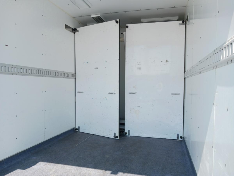 距離少ない2万km、ゲートバン、7人乗り|中古トラックの販売・買取・査定のアイナビ