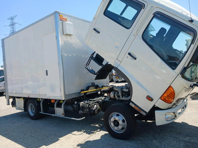 距離少ない2万km、ゲートバン、7人乗り|中古トラックの販売・買取・査定のアイナビ