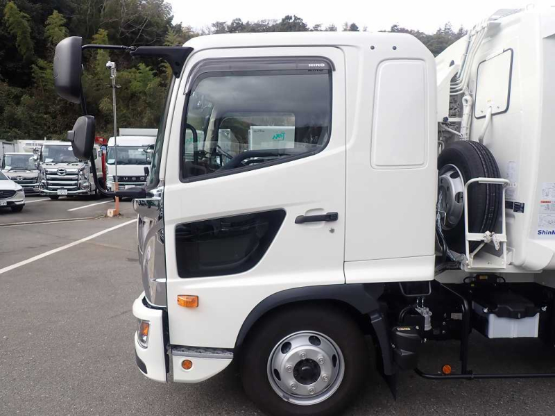 新明和 G-PX(プレス式) 8.7立米 240PS 6速|中古トラックの販売・買取・査定のアイナビ