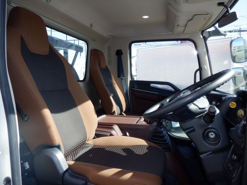 R4 レンジャー 増トンフックロール|中古トラックの販売・買取・査定のアイナビ