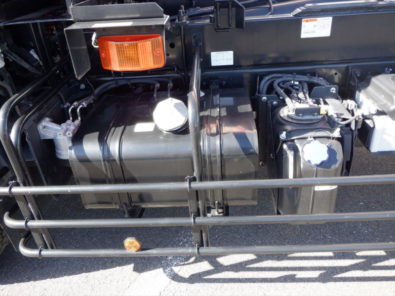 R4 レンジャー 増トンフックロール|中古トラックの販売・買取・査定のアイナビ