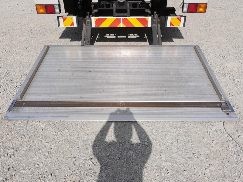 ワイドアルミバンパワーゲート|中古トラックの販売・買取・査定のアイナビ